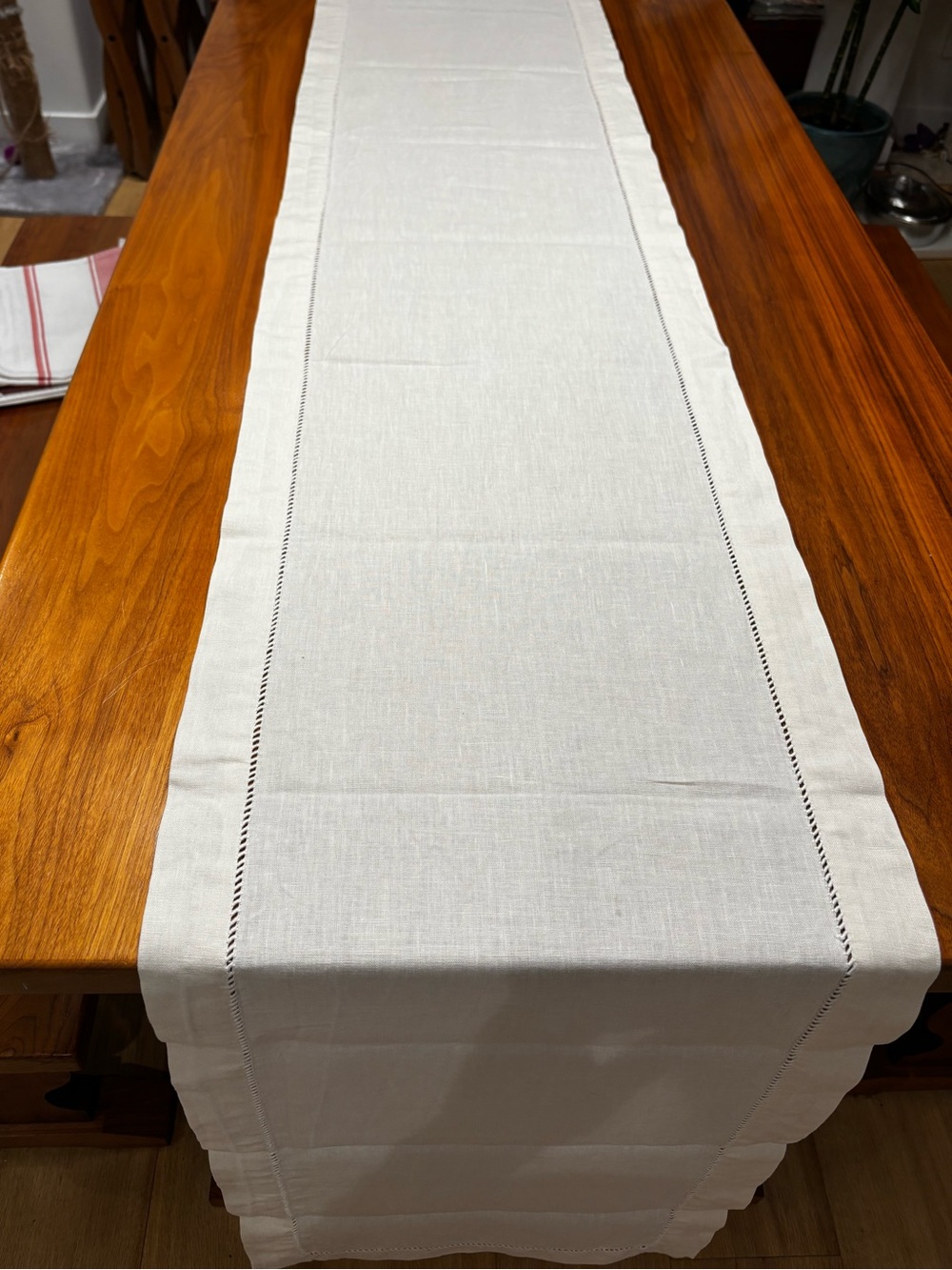 Pottery Barn Linen Table Runner
